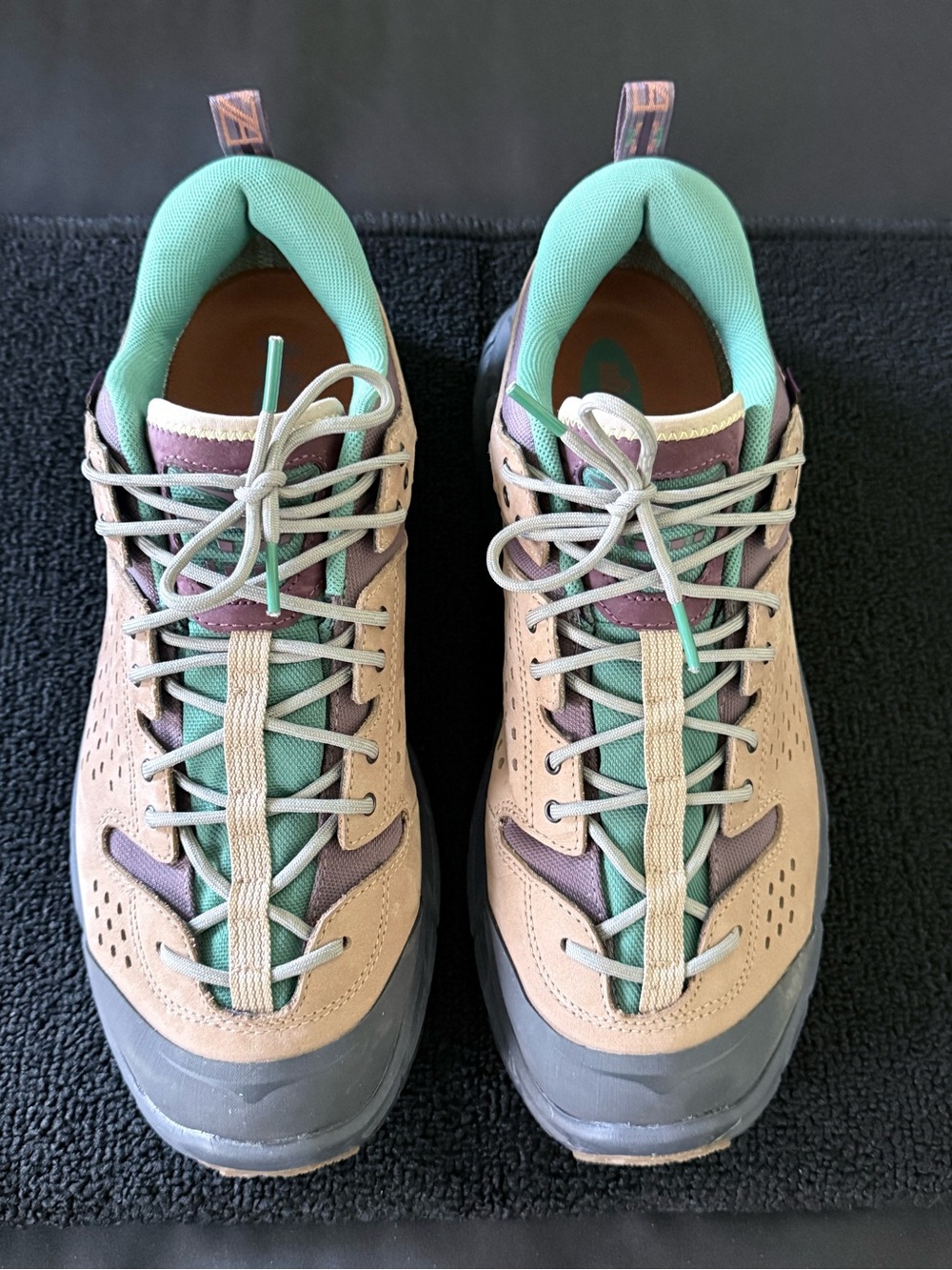 Men's Size 11.5 - Bodega x HOKA Tor Ultra GORE-TEX Low “The World at Large”